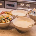 Prado Next Door 酒店