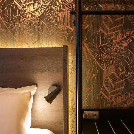 Prado Next Door Hotel