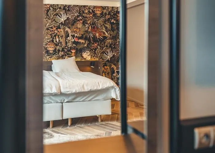 Hotel Prado Next Door 3*