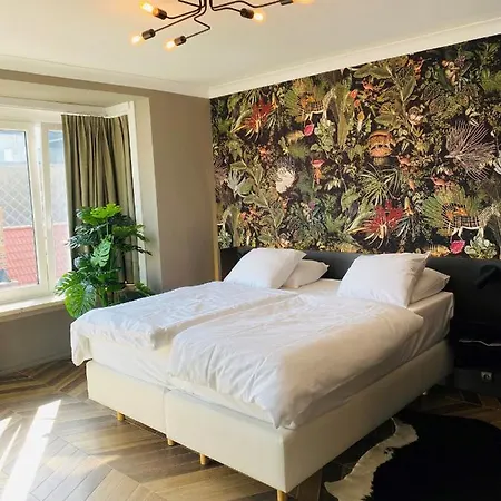 Prado Next Door Ostend