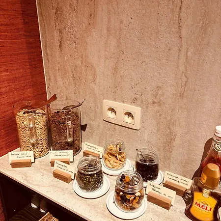 Hotel Prado Next Door