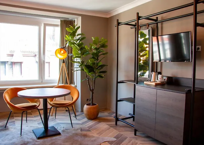 Prado Next Door 3* Остенде