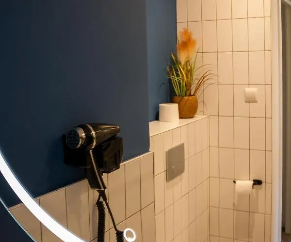 Prado Next Door Готель 3*