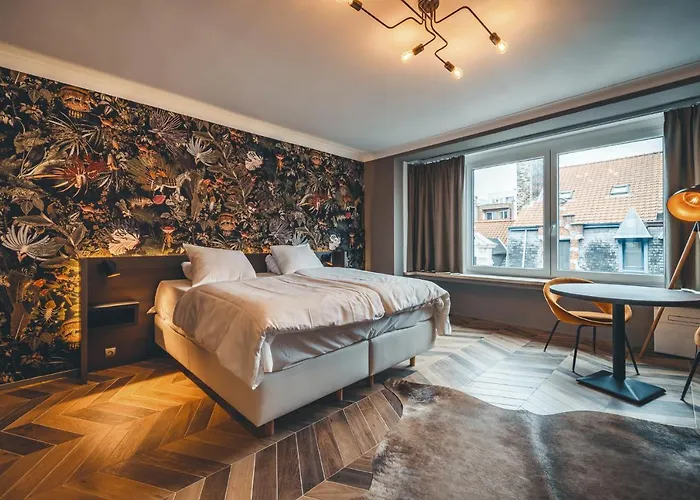 Prado Next Door Готель 3*