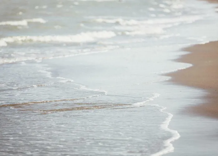 Hotel Prado Next Door