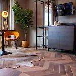 Prado Next Door 酒店 3*