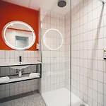 Prado Next Door 3* 奥斯滕德