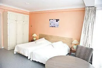 Ξενοδοχείο Prado Next Door 2*